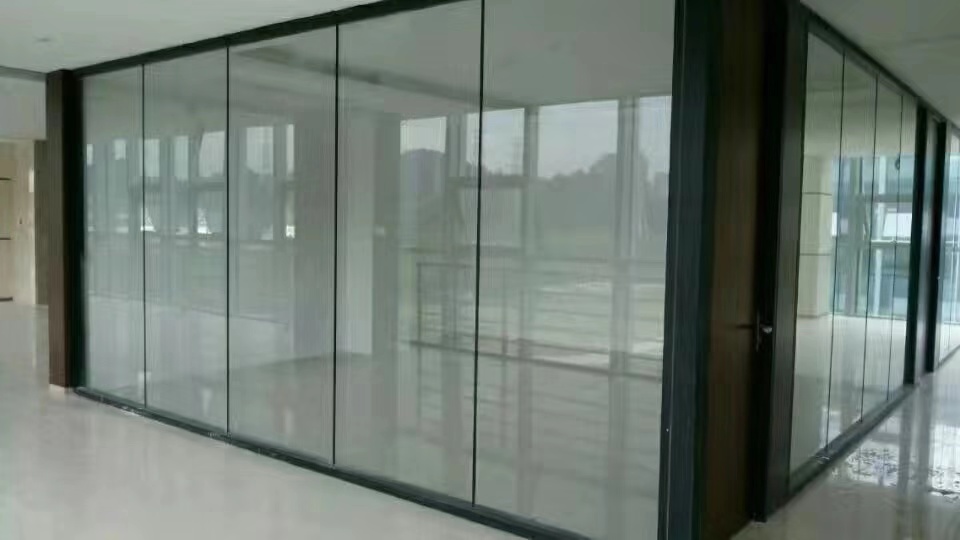 辦公室玻璃隔斷