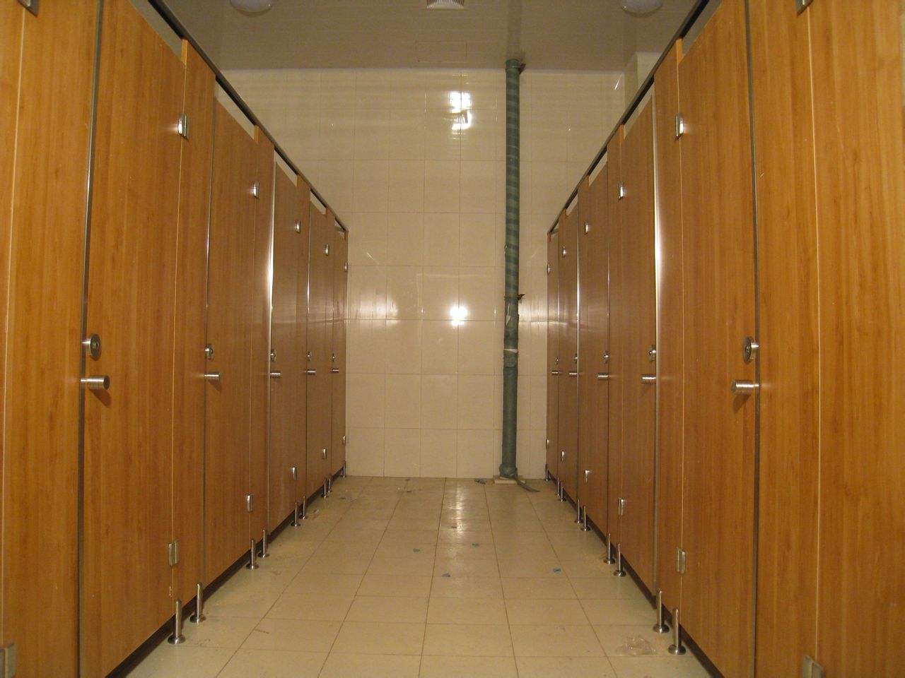 衛(wèi)生間隔斷